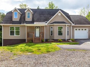 6 Garrison Rd, Weaverville, NC 28787
