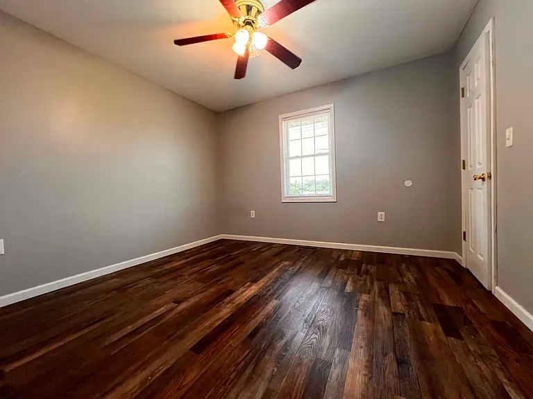 1701A Pleasant St — Photo 11