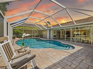 636 Park Shore Dr, Naples, FL 34103