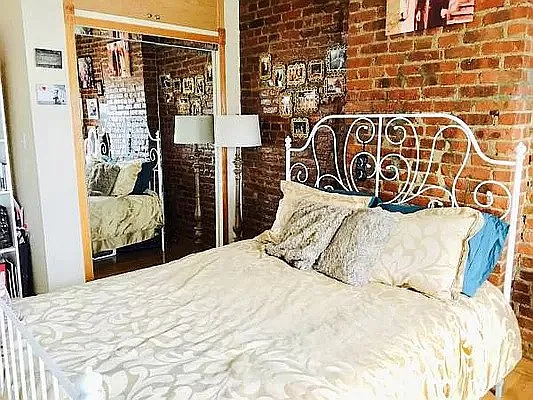 Rented by Ideal Properties Group | media 2