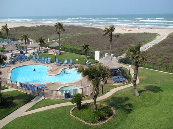 2nd image of 400 Padre Blvd #9038
