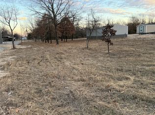 1 E 1168th Rd, Eufaula, OK 74432