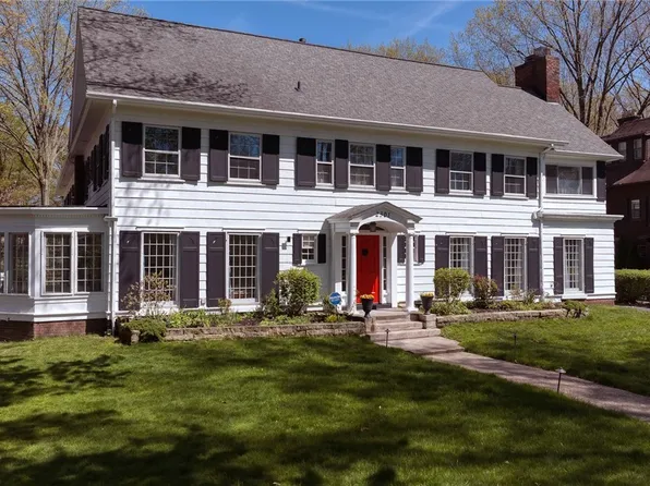 2301 Stillman Rd, Cleveland Heights, OH 44118