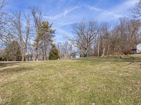 3rd image of 6346 E County Road 100 S