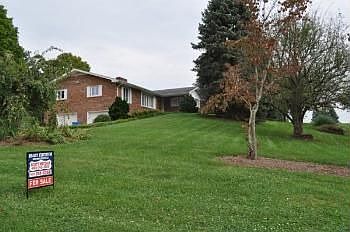1st image of 1104 Allison Dr