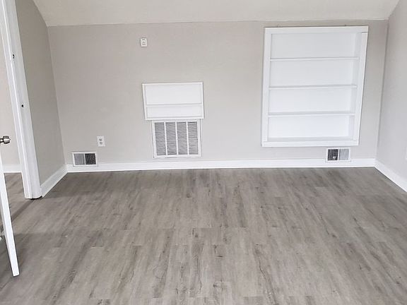 4th image of 1625 Park St Unit 2