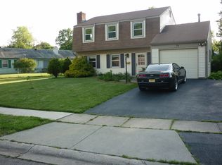 67 E Stokes Rd, Willingboro, NJ 08046