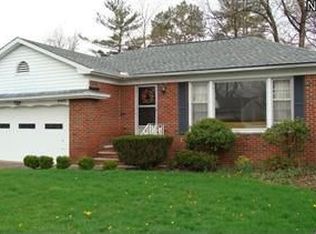 6401 Eastondale Rd, Mayfield Heights, OH 44124