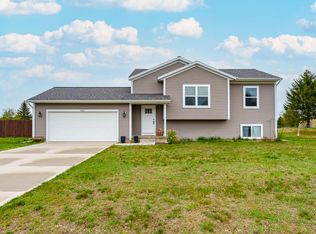 3267 Signal Point Dr, Allegan, MI 49010