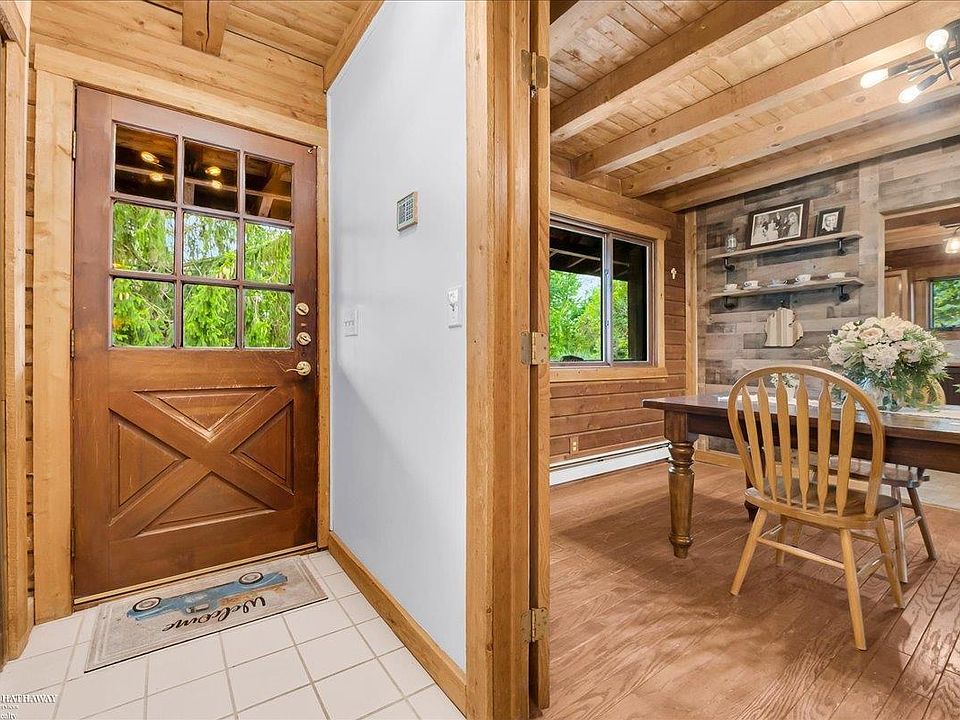 8828 Meskill Rd, photo 3