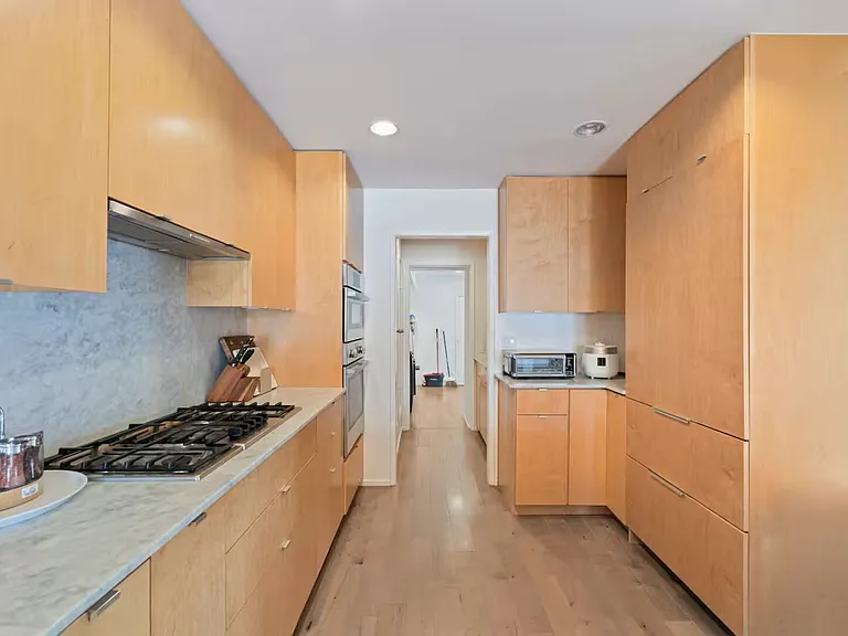 Arrowhead Ln — Photo 9