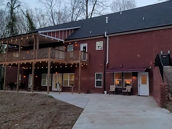 2nd image of 5687 Sequoia Dr