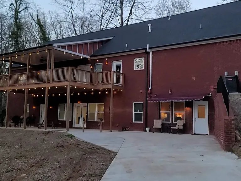 5687 Sequoia Dr — Photo 2