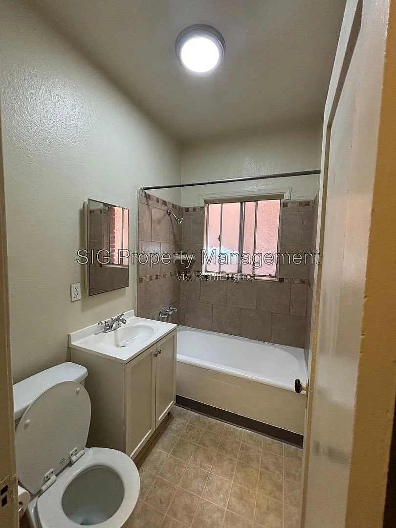 1 bed, 1.0 bath, $1,550 — Photo 4