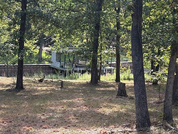 3rd image of 124 Point La Vista Rd