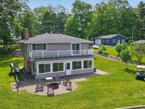 86804 60th St, Decatur, MI 49045