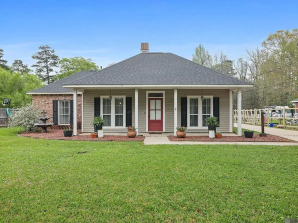 10653 Ray Dr, Denham Springs, LA 70706