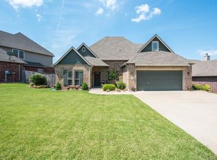 813 W Fargo Dr, Broken Arrow, OK 74012