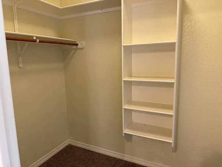 2303 High View Dr — Photo 25