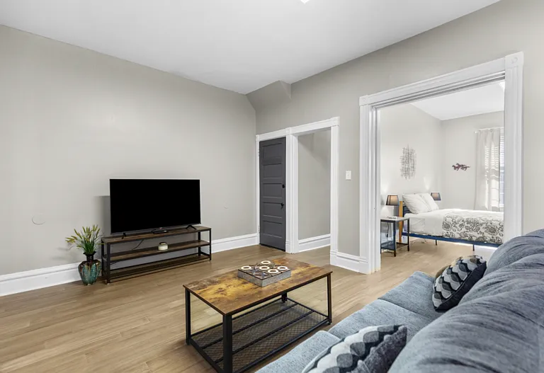 3313 Magnolia Ave #2F — Photo 3