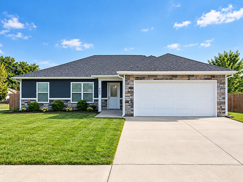 400 Redwood Dr