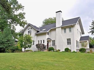 476 W Lockwood Ave, Saint Louis, MO 63119