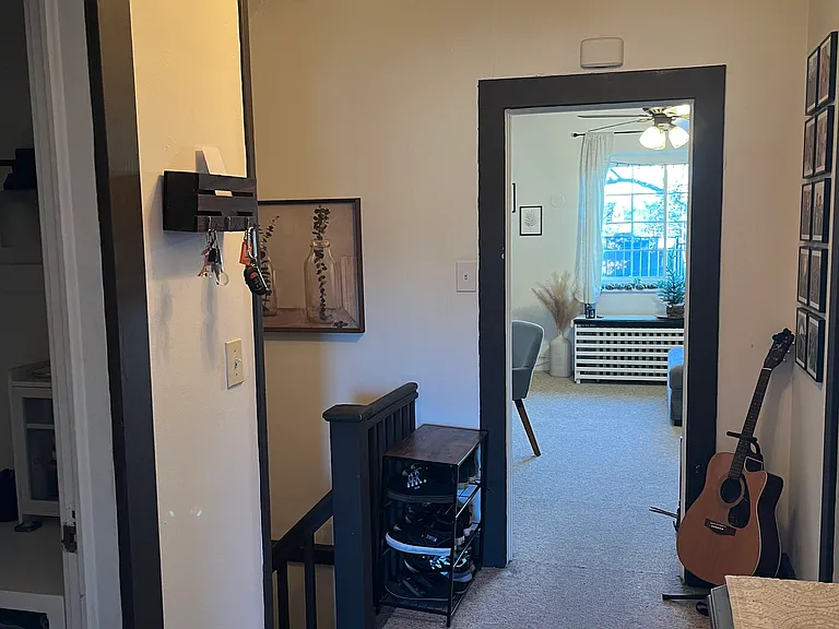 94 Martha Ct #6 — Photo 9