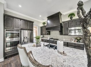 102 Carnoustie Ct, Montgomery, TX 77316