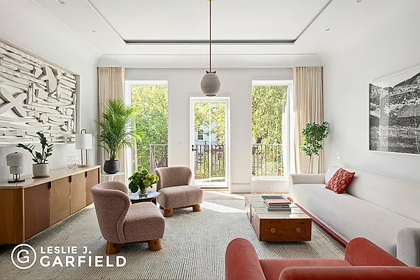 Sold by Leslie J. Garfield | media 1