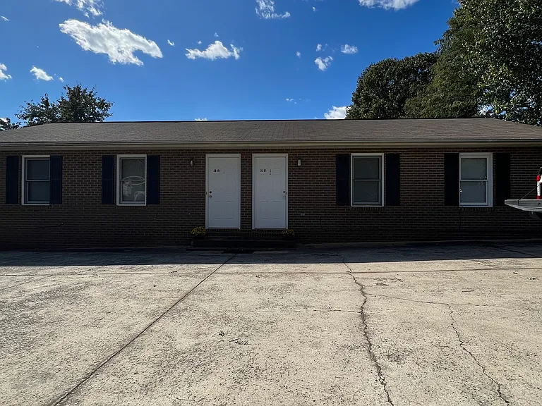 3375 Saint James Church Rd — Photo 9