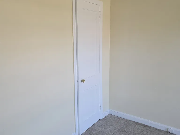 44 Virginia Ave — Photo 14