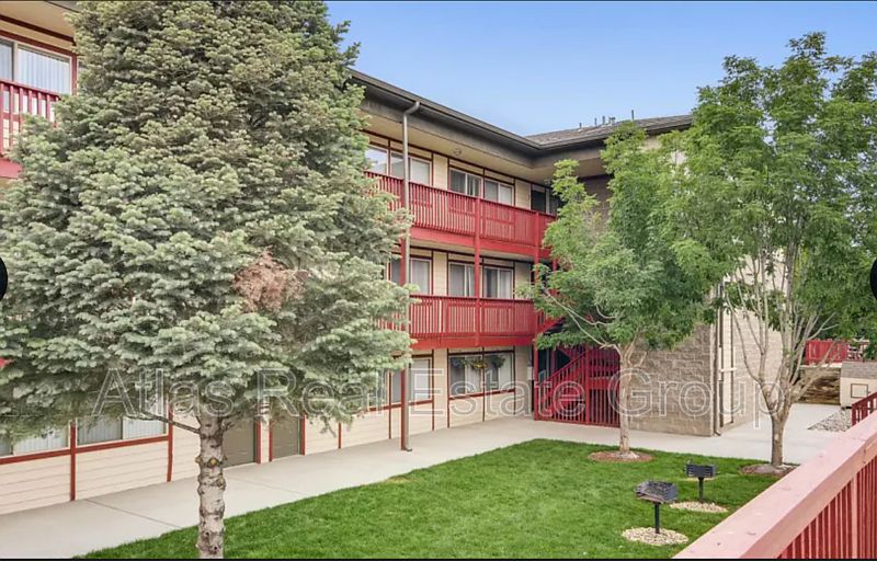 2nd image of 19 N Cantril St APT 301