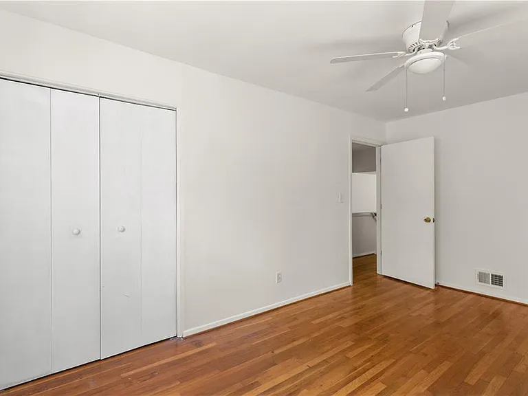 2866 Highland Dr SE — Photo 15