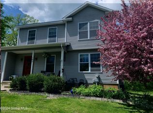 143 W River Rd, Schuylerville, NY 12871