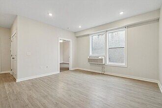 3rd image of 1432 W Girard Ave #2D