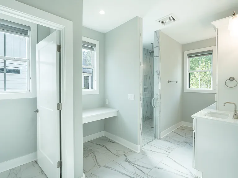 8249 Winding Creek Cir — Photo 23