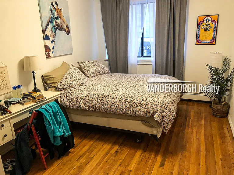 151 E 3rd St #4D — Photo 3