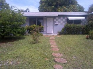 219 SE 14th Pl, Deerfield Beach, FL 33441
