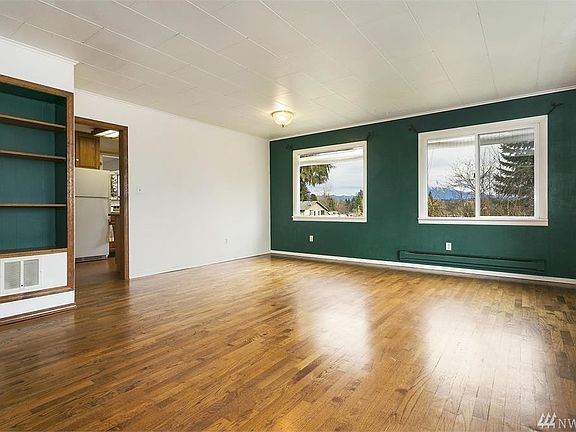 4th image of 11701 19th St NE