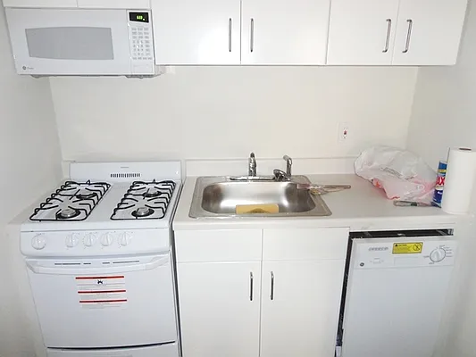 Rented by New York Residence | media 8