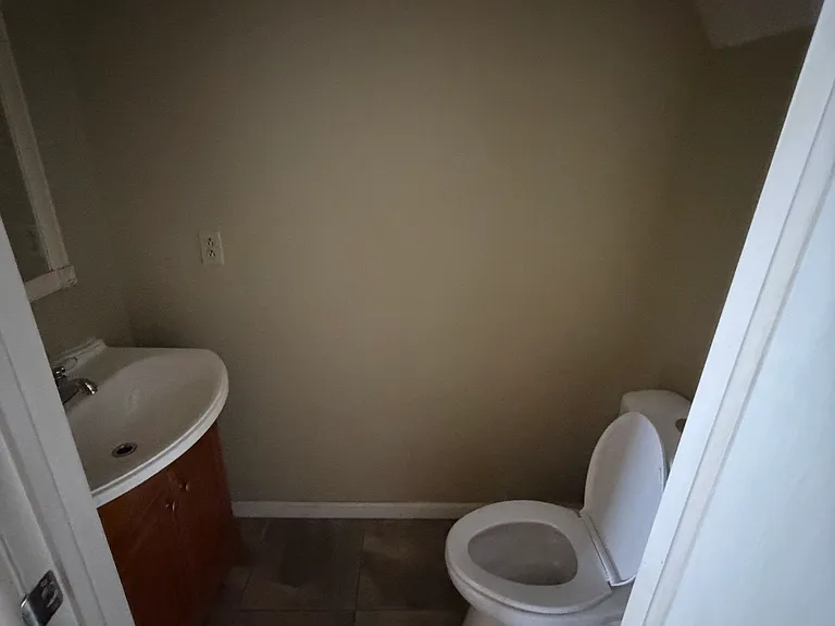 Long Beach Cir — Photo 9