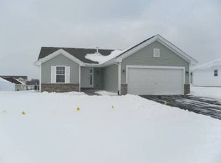 2606 Sheridan Grove Dr, Rockford, IL 61109