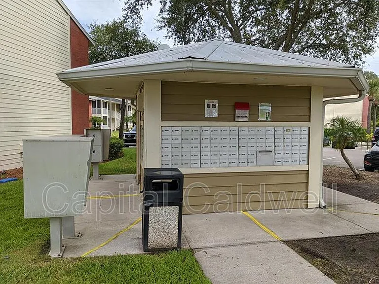 209 Lake Brook Cir #LB103 — Photo 38