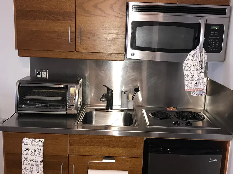 140 E 31st St #48 — Photo 7