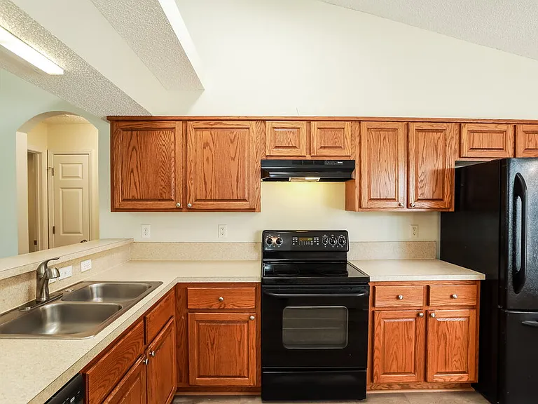 3445 Shelley Dr — Photo 8