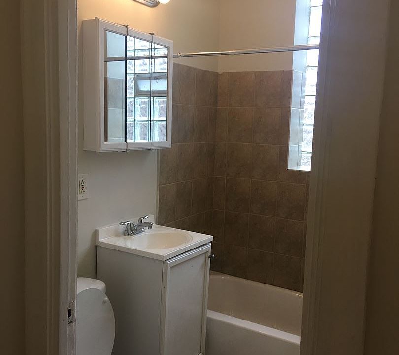 2nd image of 4005 W Wellington Ave #1