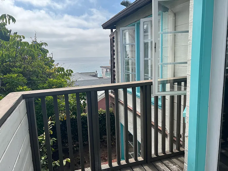 2685 S Coast Hwy — Photo 9