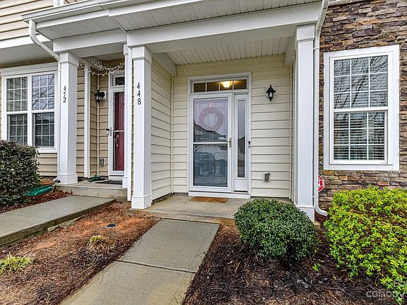 5th image of 448 Spring Gardens Dr