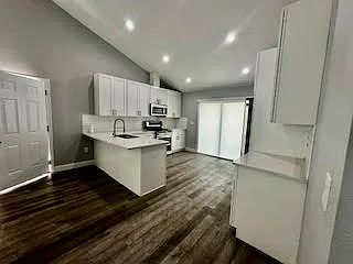 1415 - A South Adelle Avenue (41) - 1 — Photo 4
