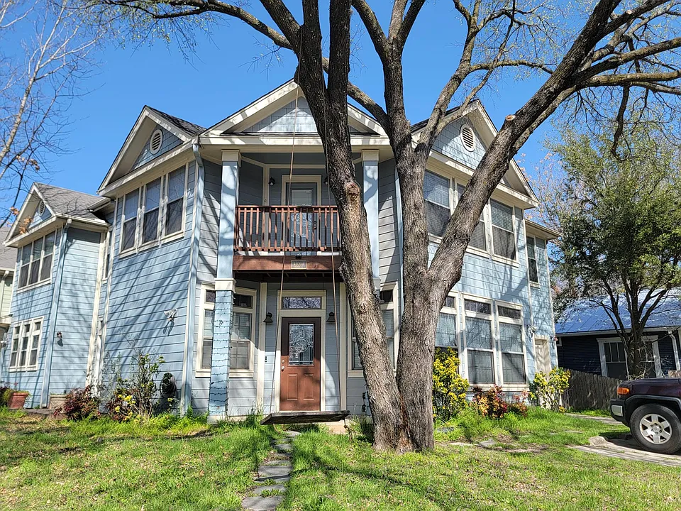 4500 Avenue C #A